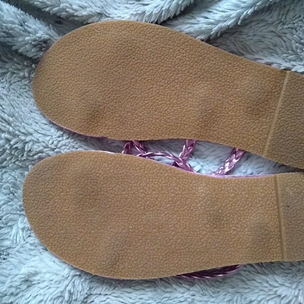 Twisted Rope Flip Flops - Picture 3 of 3